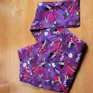 Lularoe one size disney Captain Hook leggings